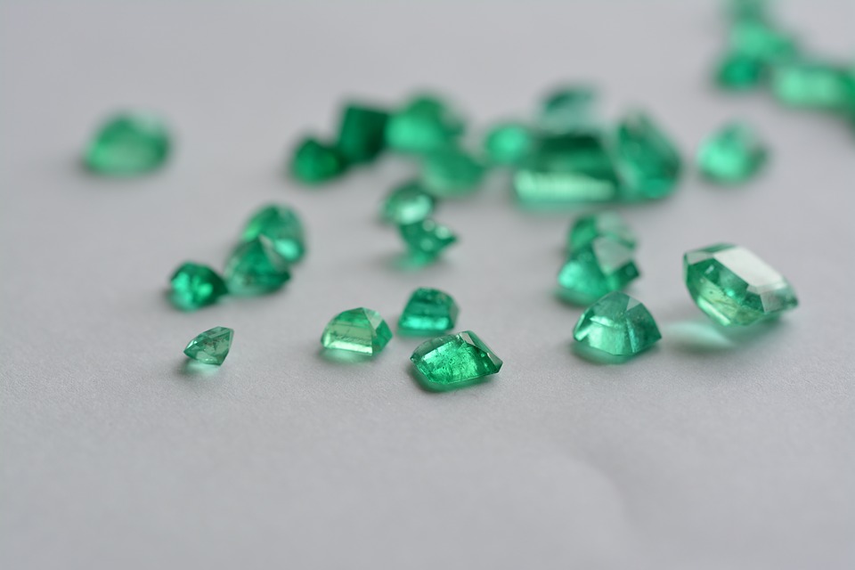 Emerald Stone Wholesale Online
