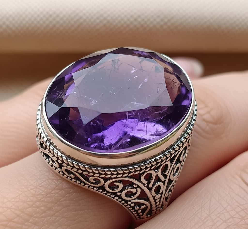 amethyst stone for serenity